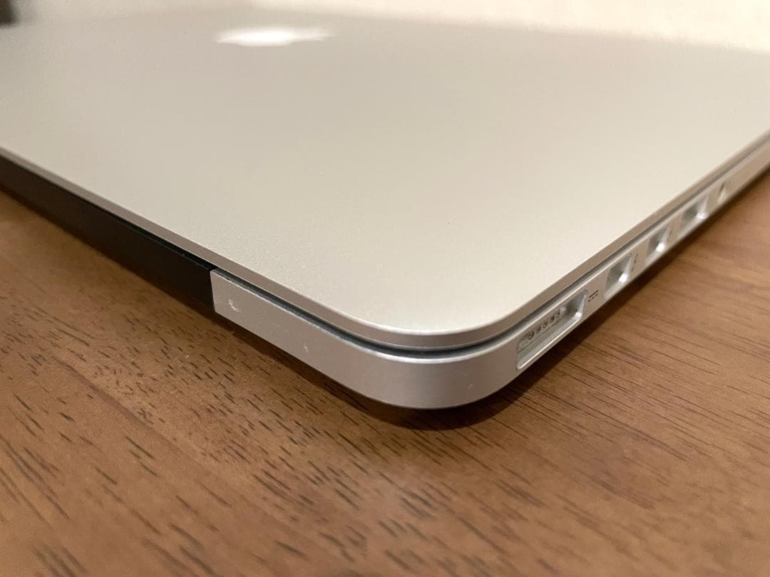 MacBook Pro 15\"　2015　i7　16GB　251GB