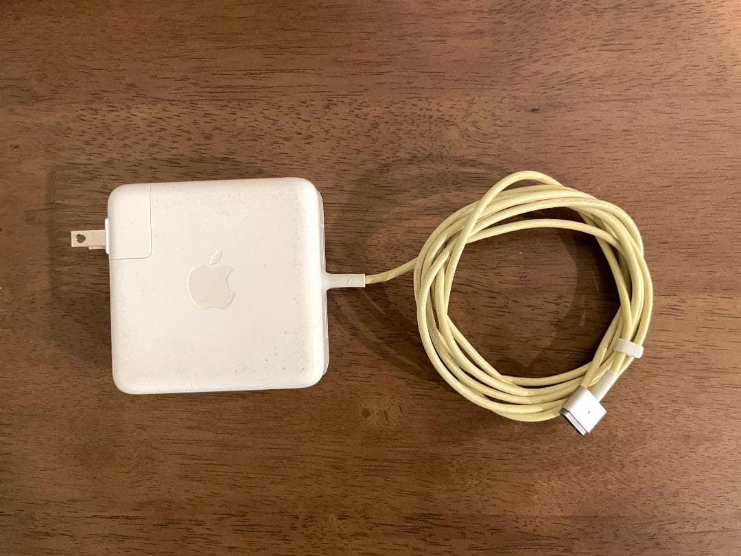 MacBook Pro 15\"　2015　i7　16GB　251GB