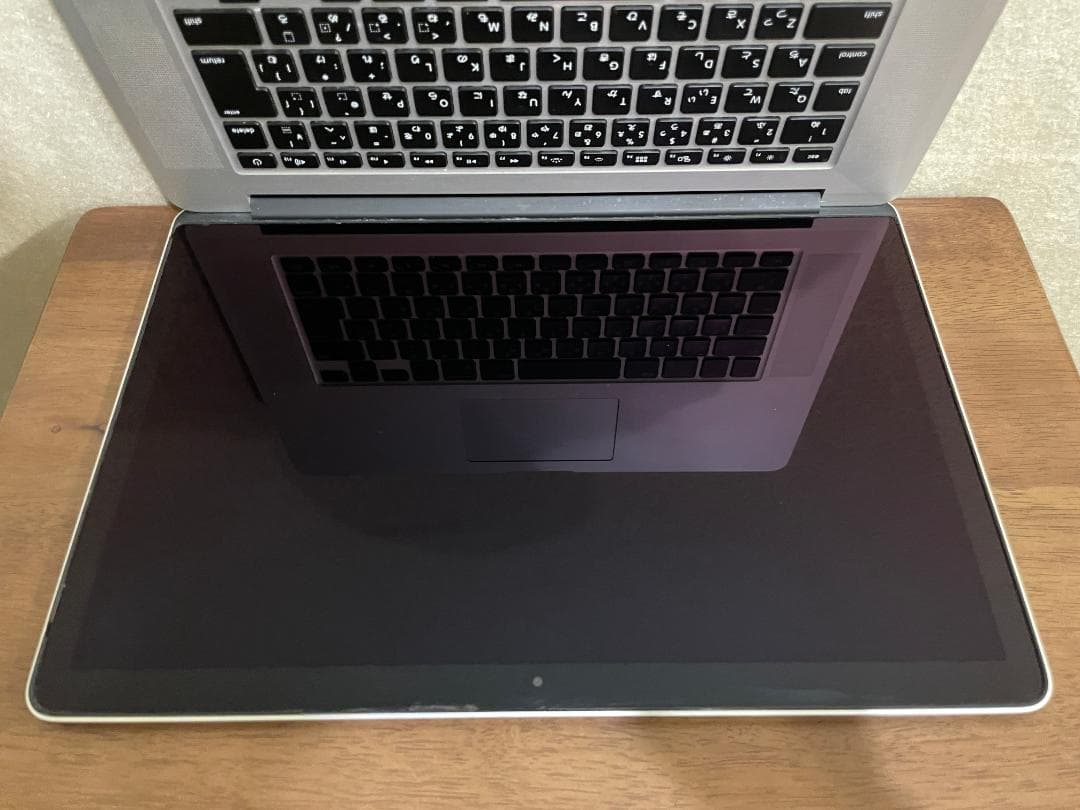 MacBook Pro 15\"　2015　i7　16GB　251GB