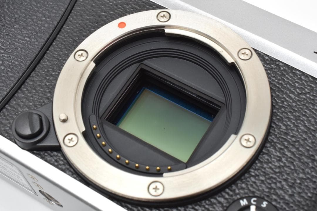 ★極美品★フジフイルム FUJIFILM X-E3 シルバー #1751