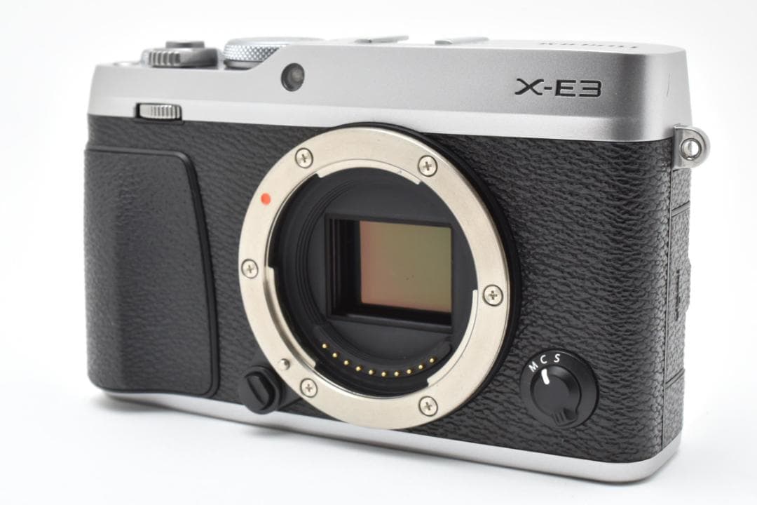 ★極美品★フジフイルム FUJIFILM X-E3 シルバー #1751