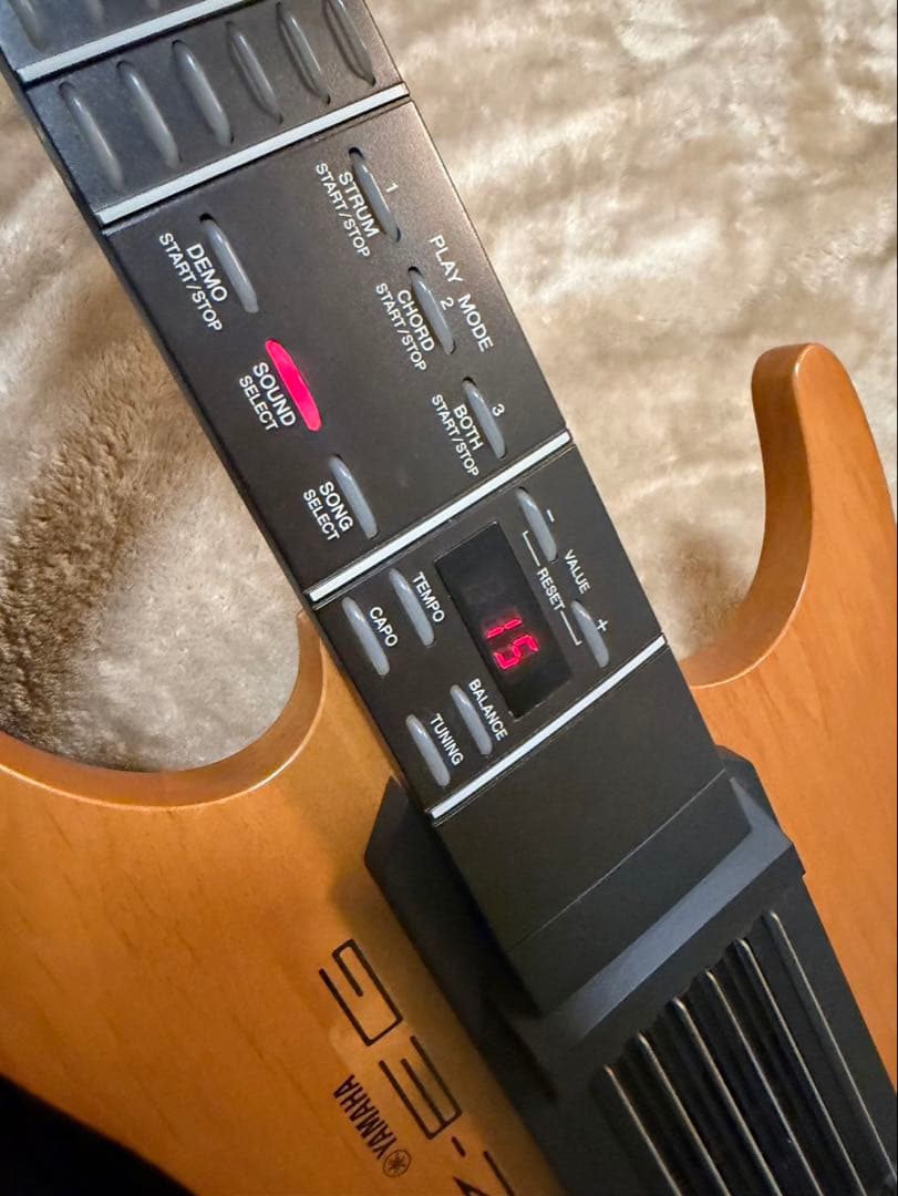 YAMAHA EZ-EG イージーギター 電子ギター 本体のみ 光るギター