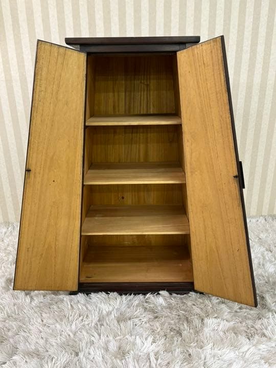 台形キャビネット　アンティーク家具　ブラウン