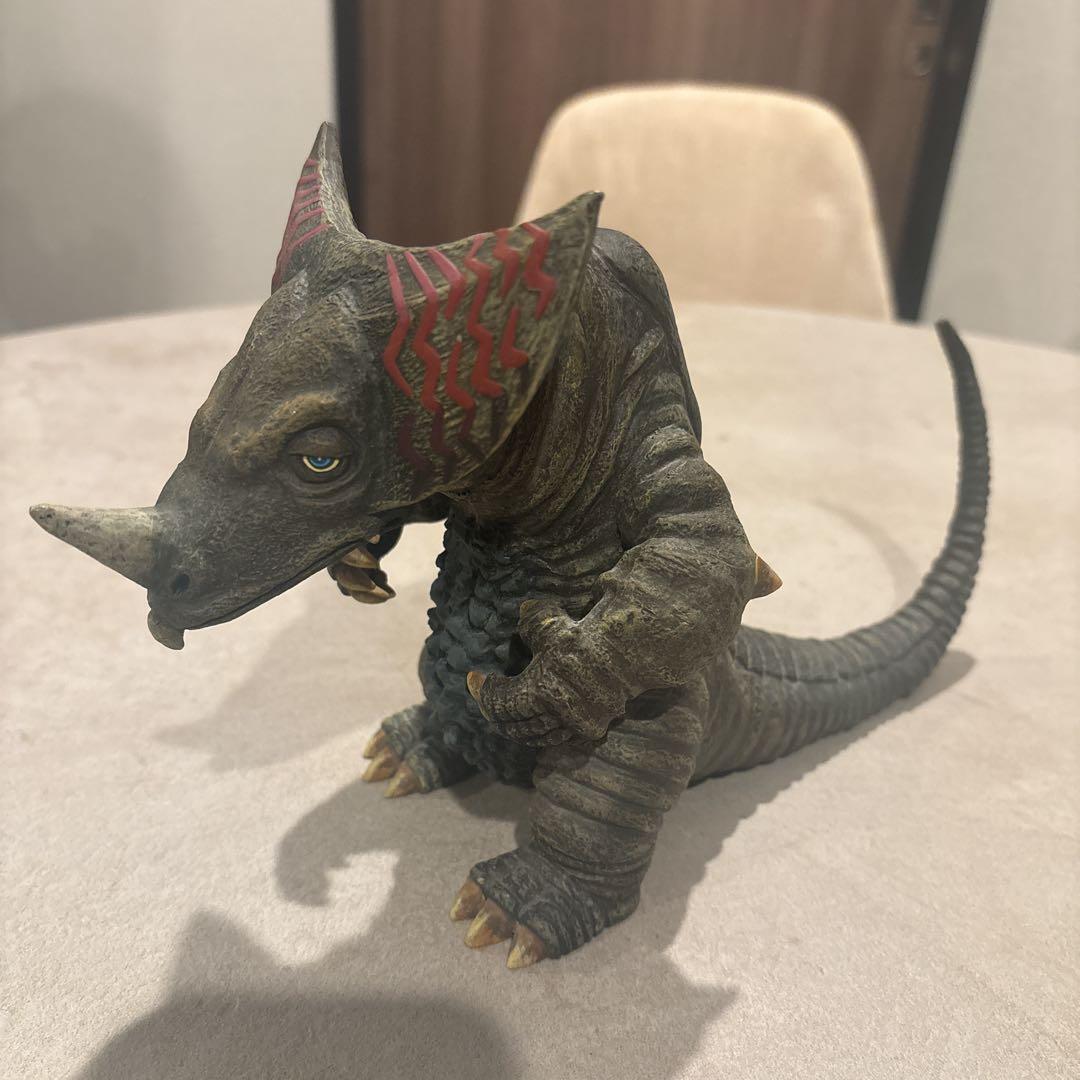 Fゴモラ おとなりのかいじゅう フィギュア17cm ウルトラ怪獣