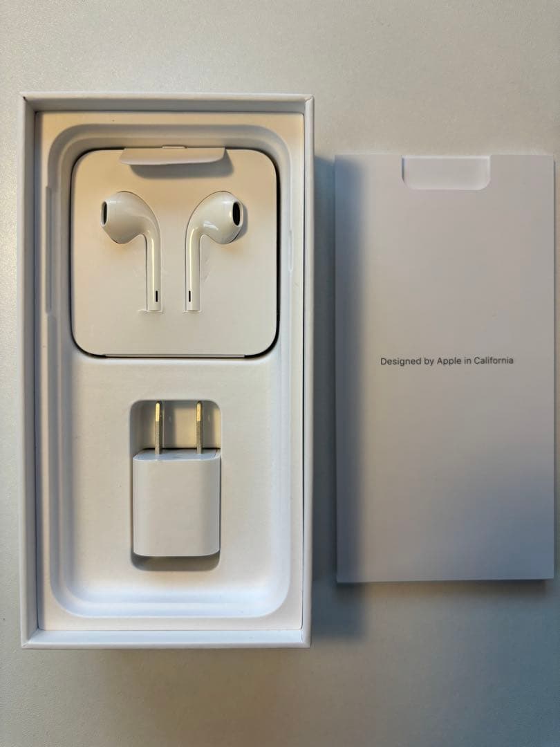 【美品】Apple iPhone SE (第2世代) 128GB ブラック