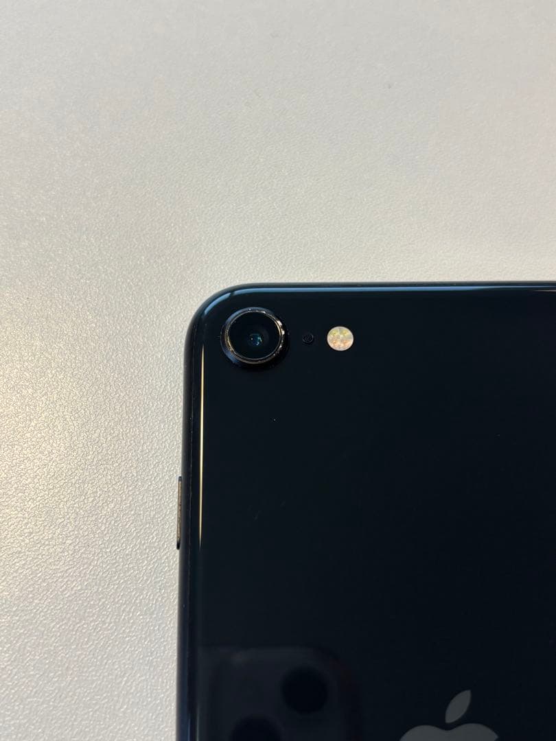 【美品】Apple iPhone SE (第2世代) 128GB ブラック