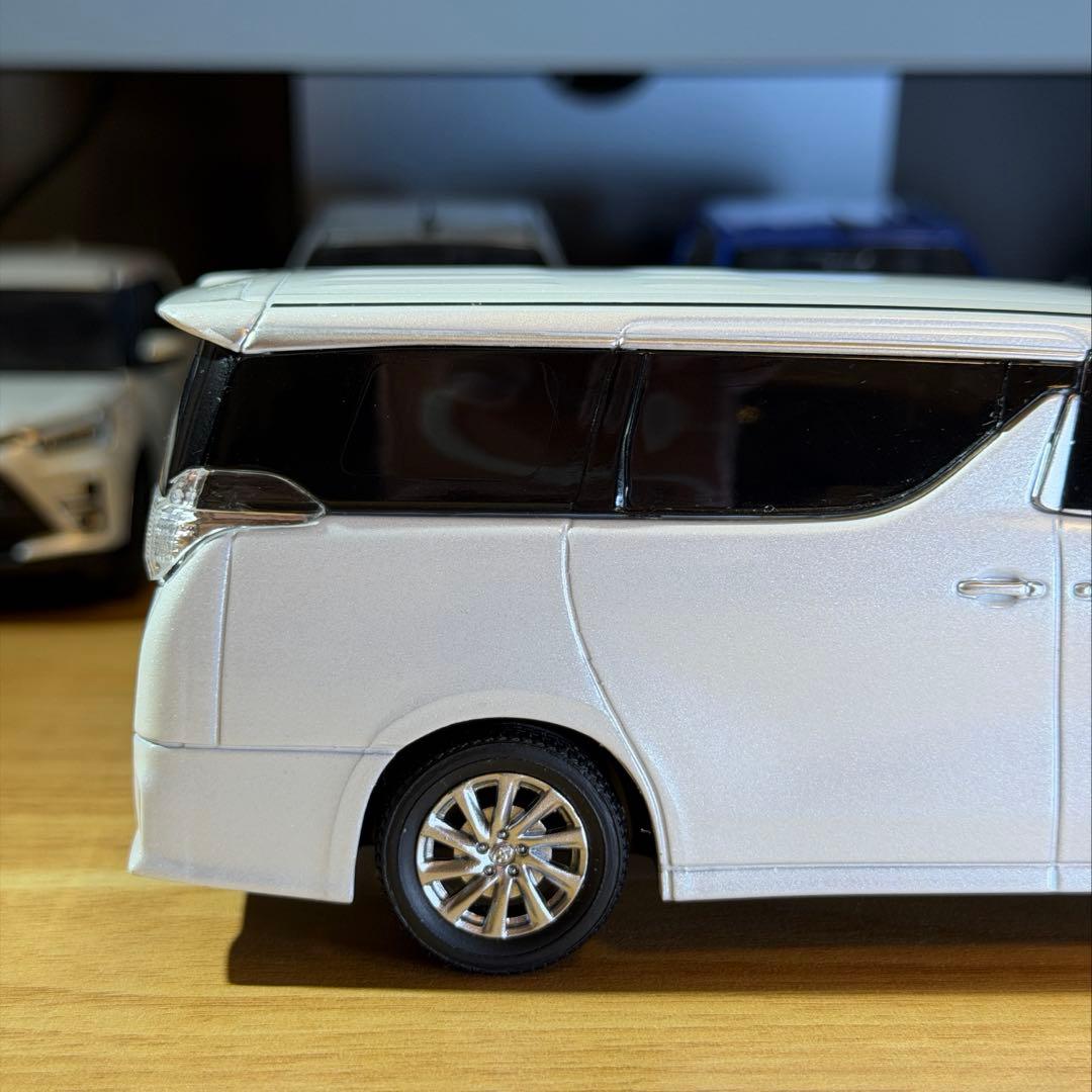 【非売品】トヨタ ヴェルファイア 30前期 カラーサンプルミニカー 美品