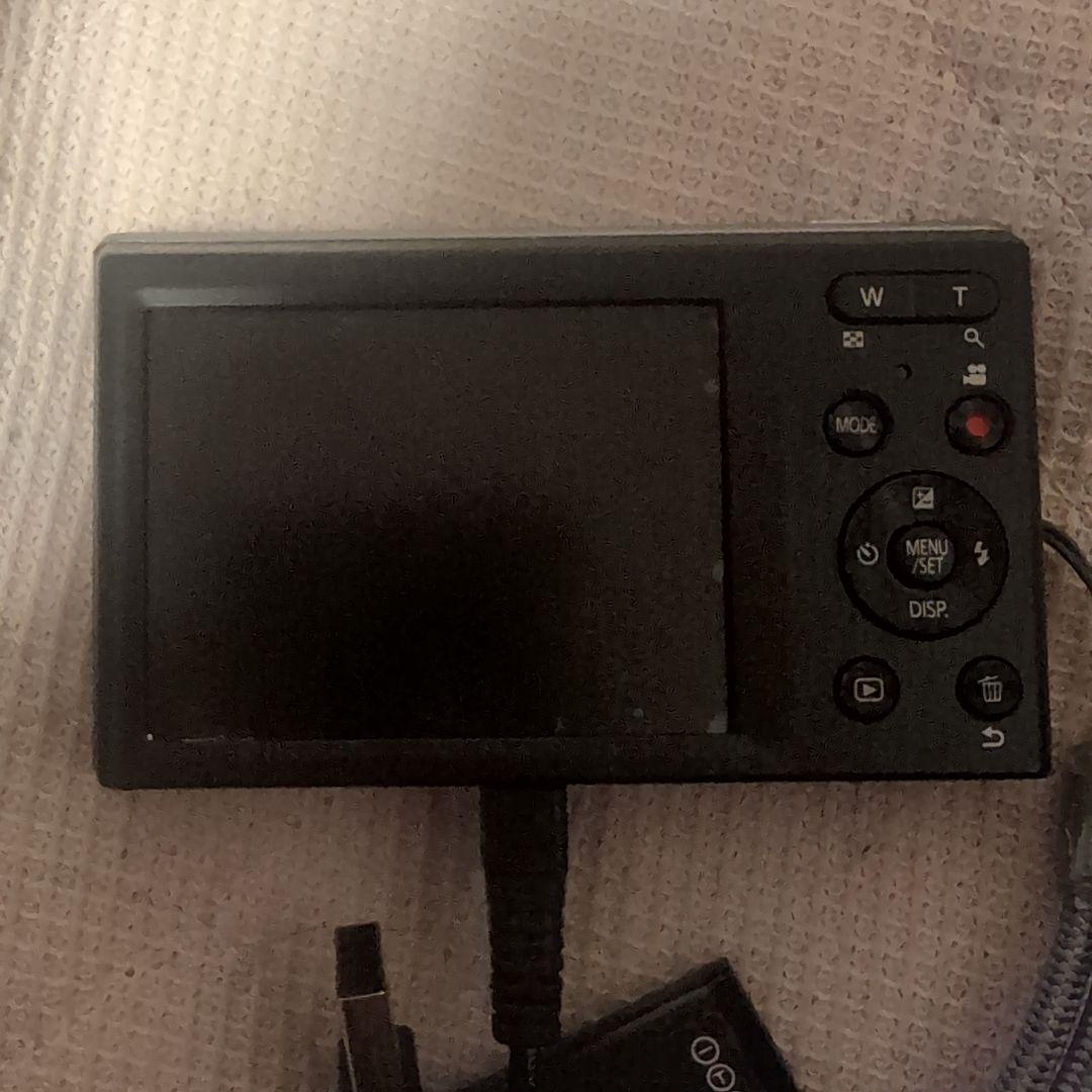 Panasonic LUMIX DMC-FH10　（シルバー）