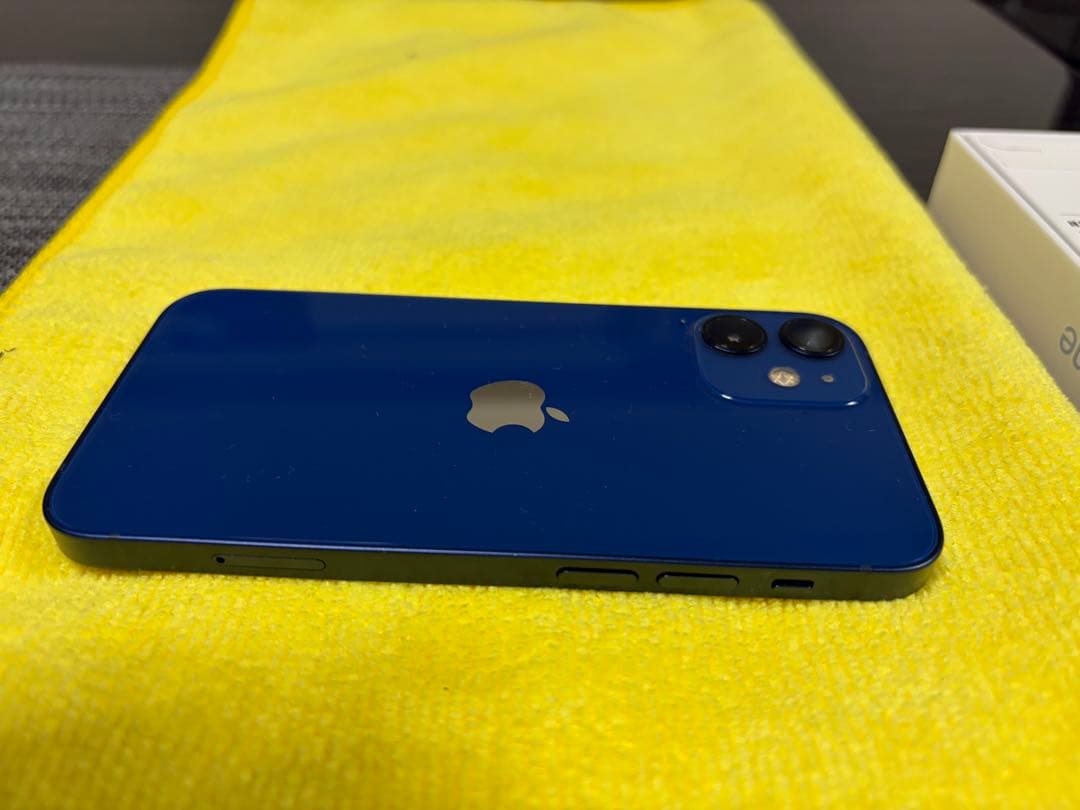 iPhone 12 mini 本体