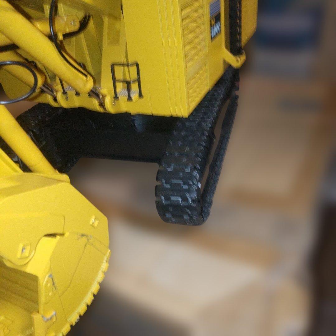 コマツ建機　KOMATSU PC8000 1/50