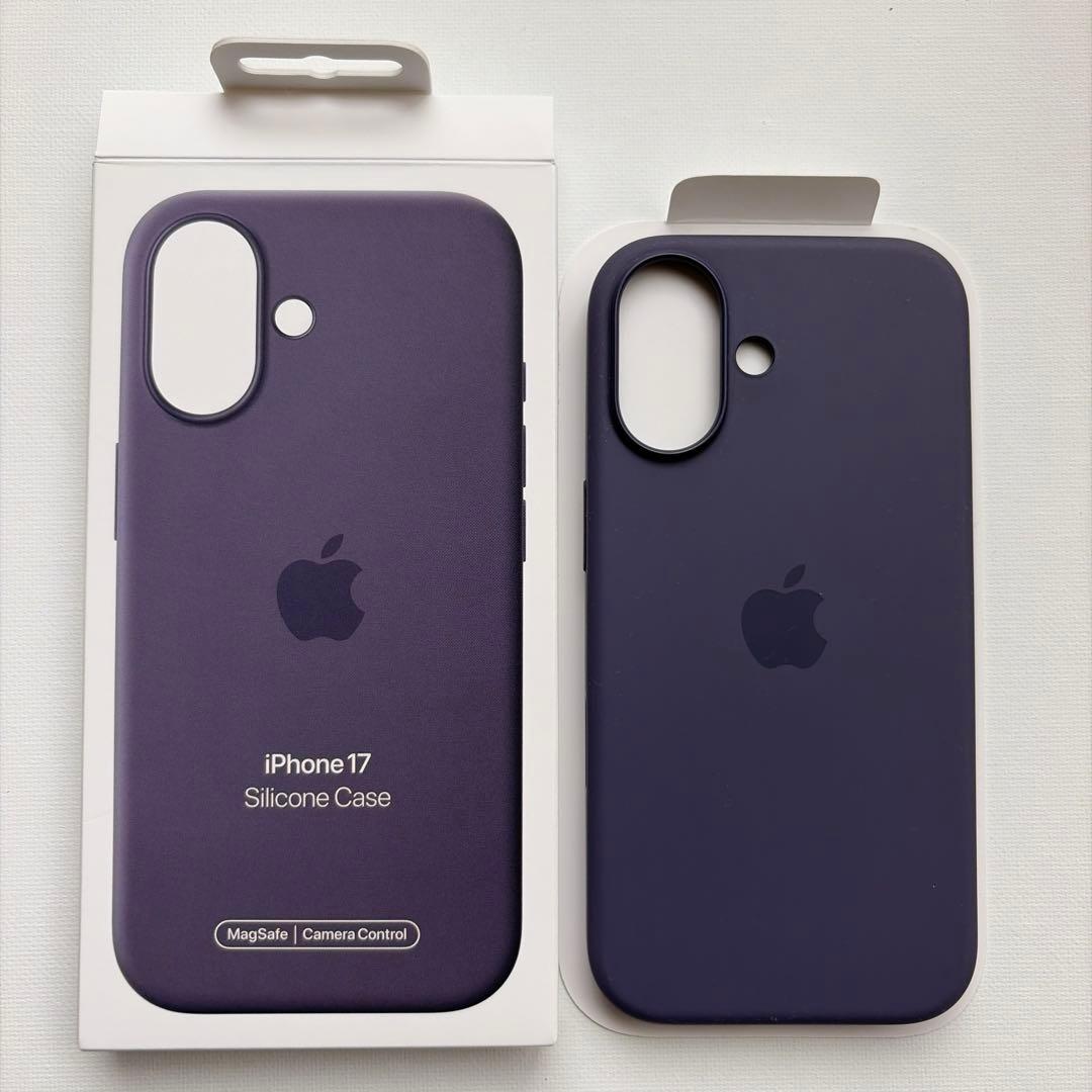 極美品 純正iPhone17ケース シリコン パープル