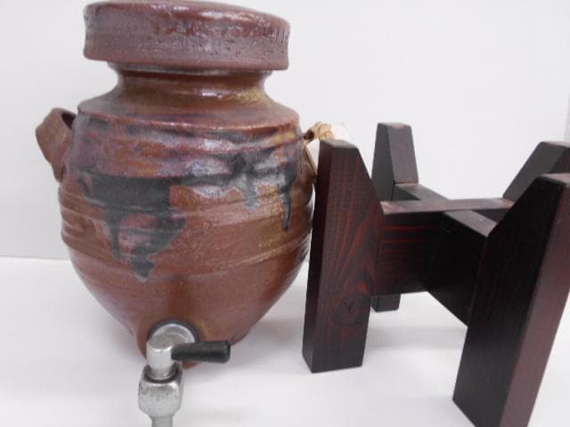 とこなめ焼　焼酎サーバー 金属バルブ付き