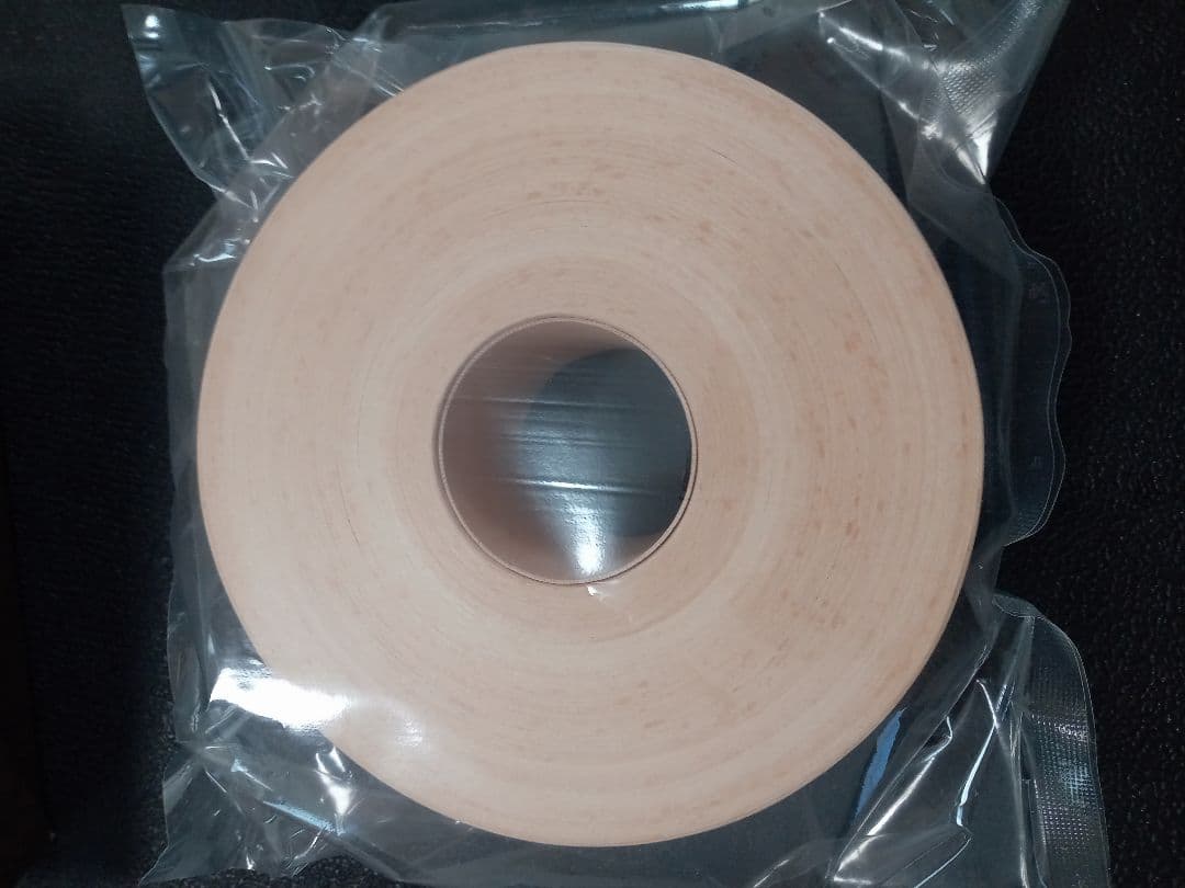 未使用品BUNACO 木製ティッシュボックス　食べられないバームクーヘン