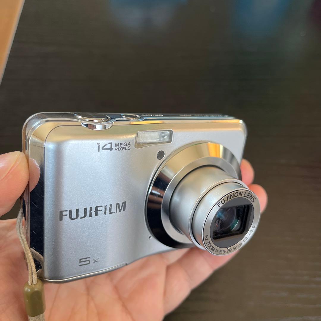 デジタルカメラ FUJIFILM FinePix AX300