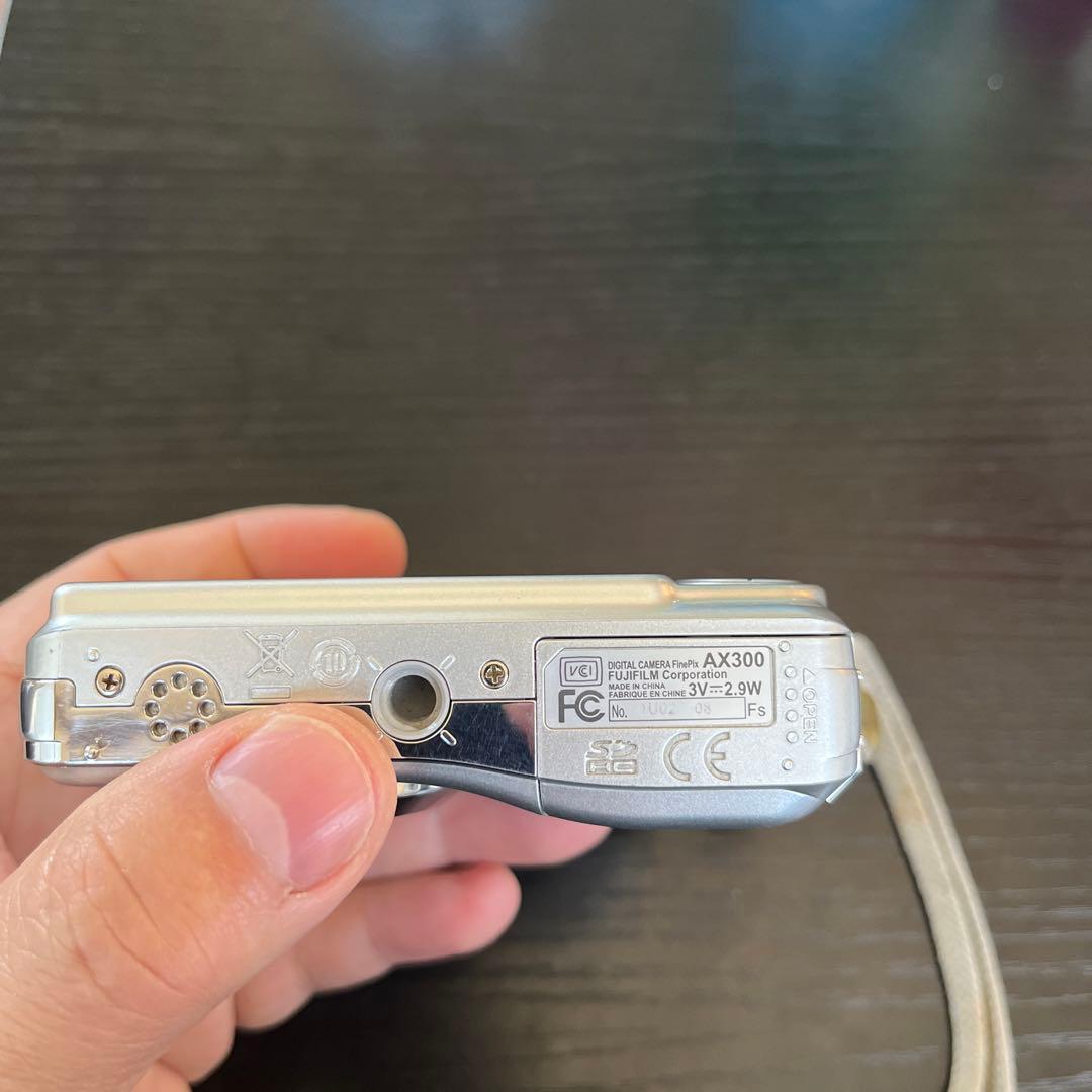 デジタルカメラ FUJIFILM FinePix AX300