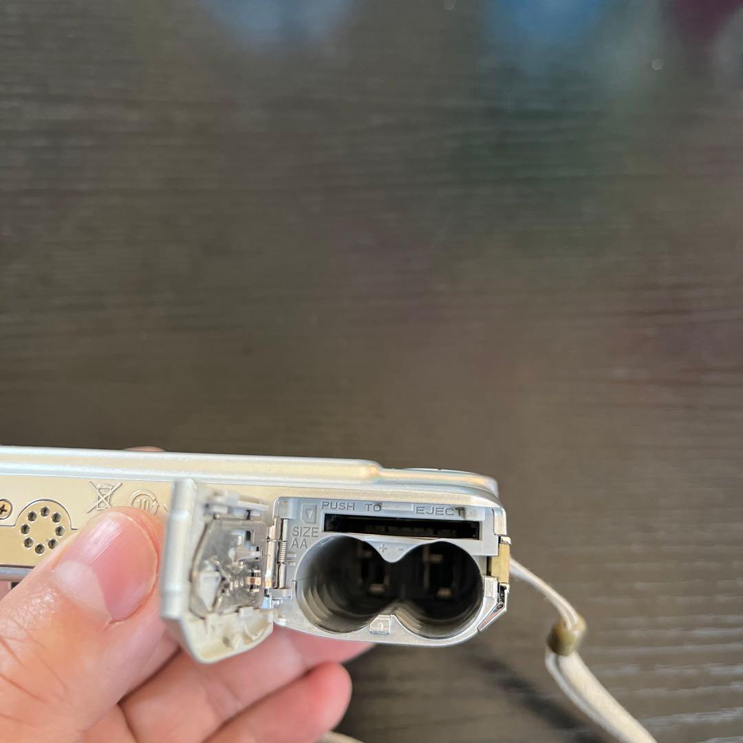 デジタルカメラ FUJIFILM FinePix AX300