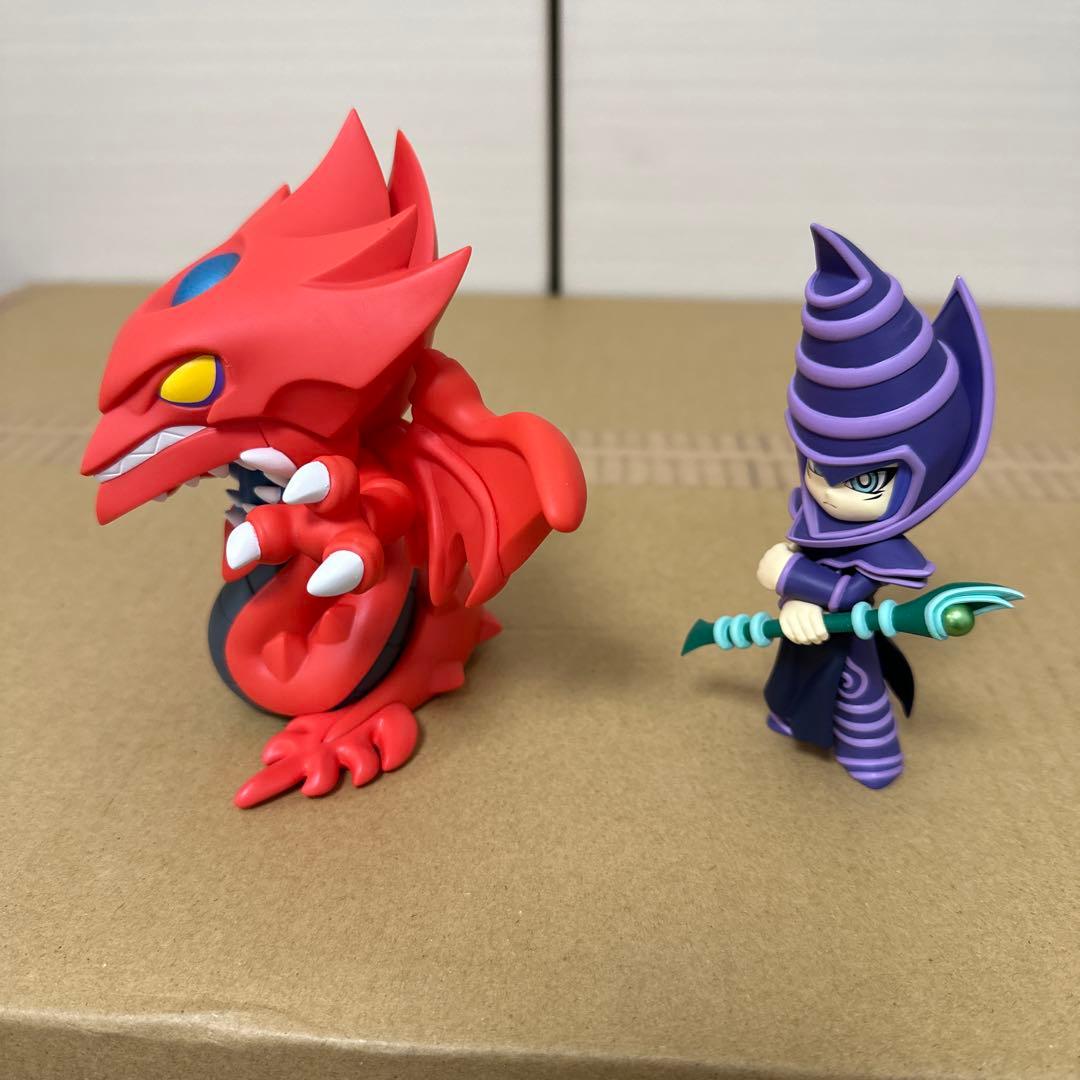 遊戯王　メガテゥーン　オシリスの天空竜　ブラック・マジシャン