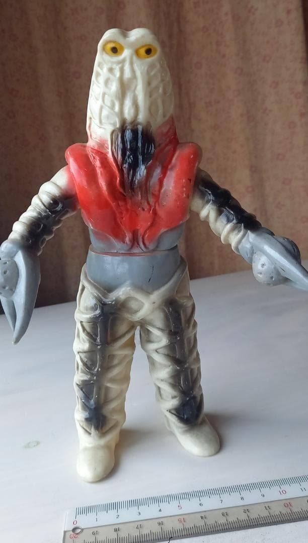 ★ゴドラ星人　バンダイ　1991年　　ウルトラセブンから