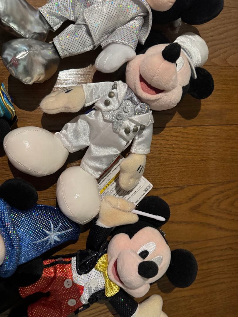 ミッキーぬいぐるみバッジセット