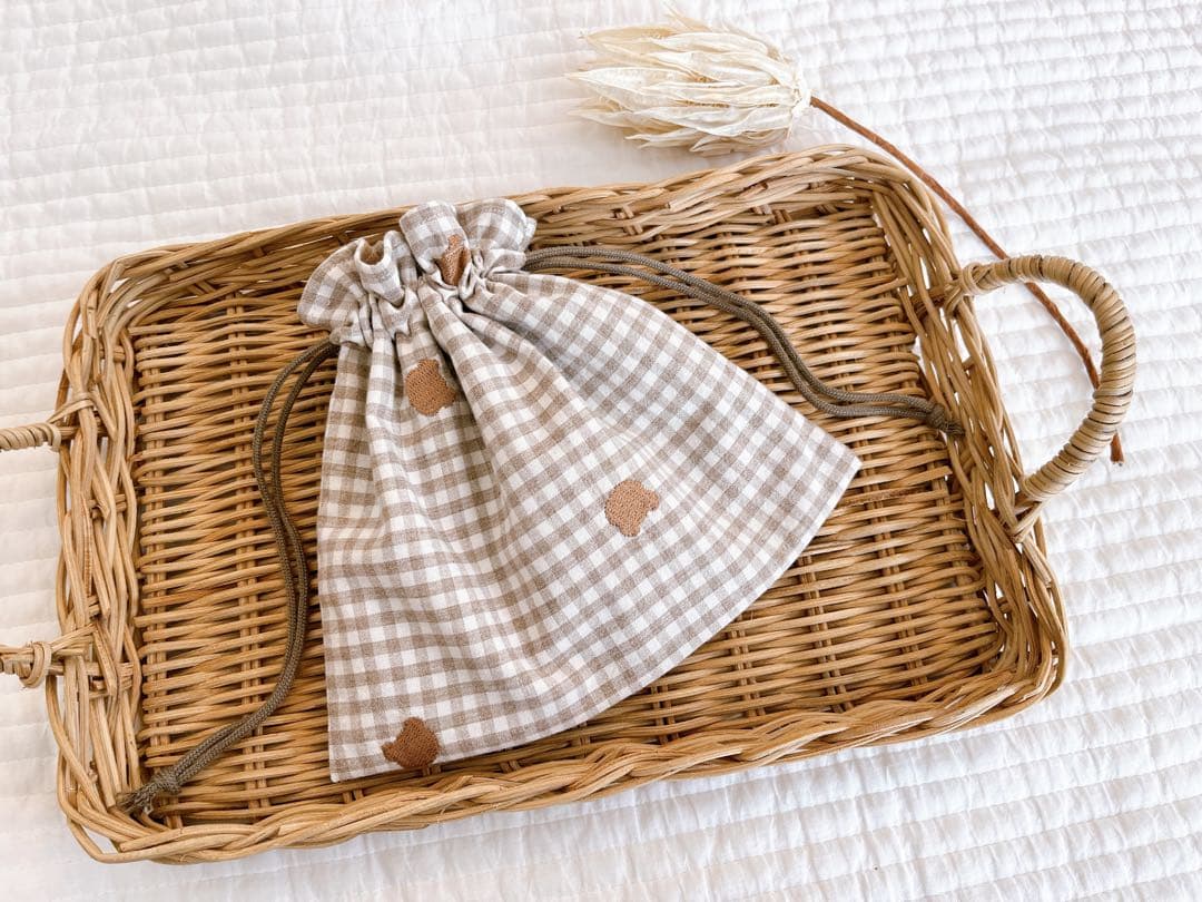 専用★ハンドメイド★巾着  テディベア刺繍✖️チェック柄　コップ袋などに♪