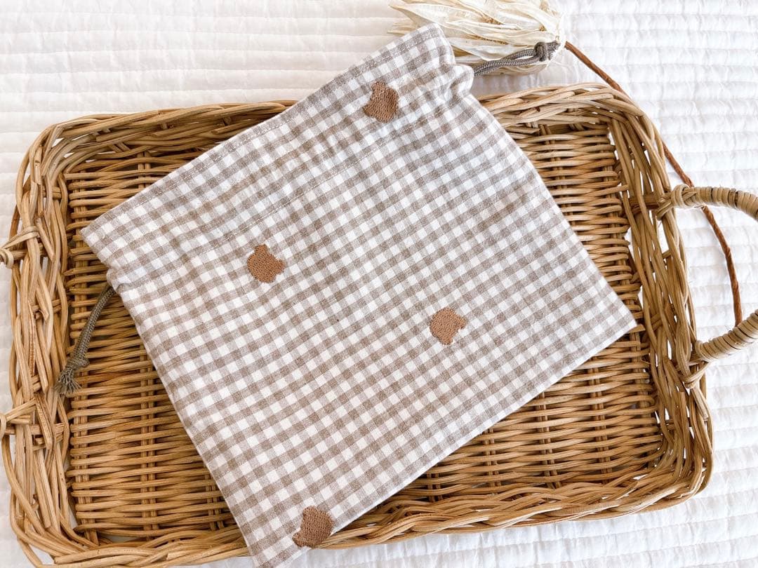 専用★ハンドメイド★巾着  テディベア刺繍✖️チェック柄　コップ袋などに♪