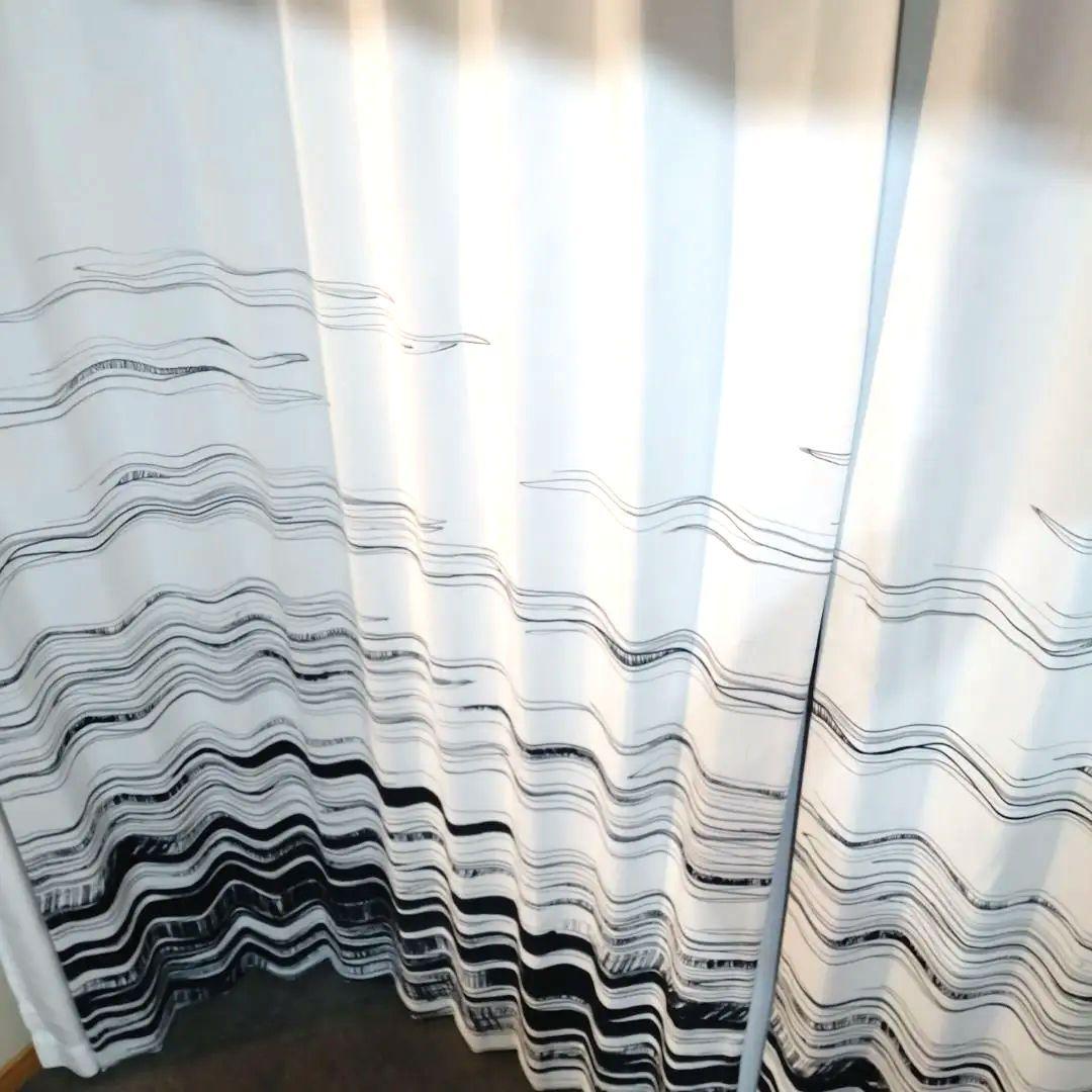 波模様ドレープカーテン