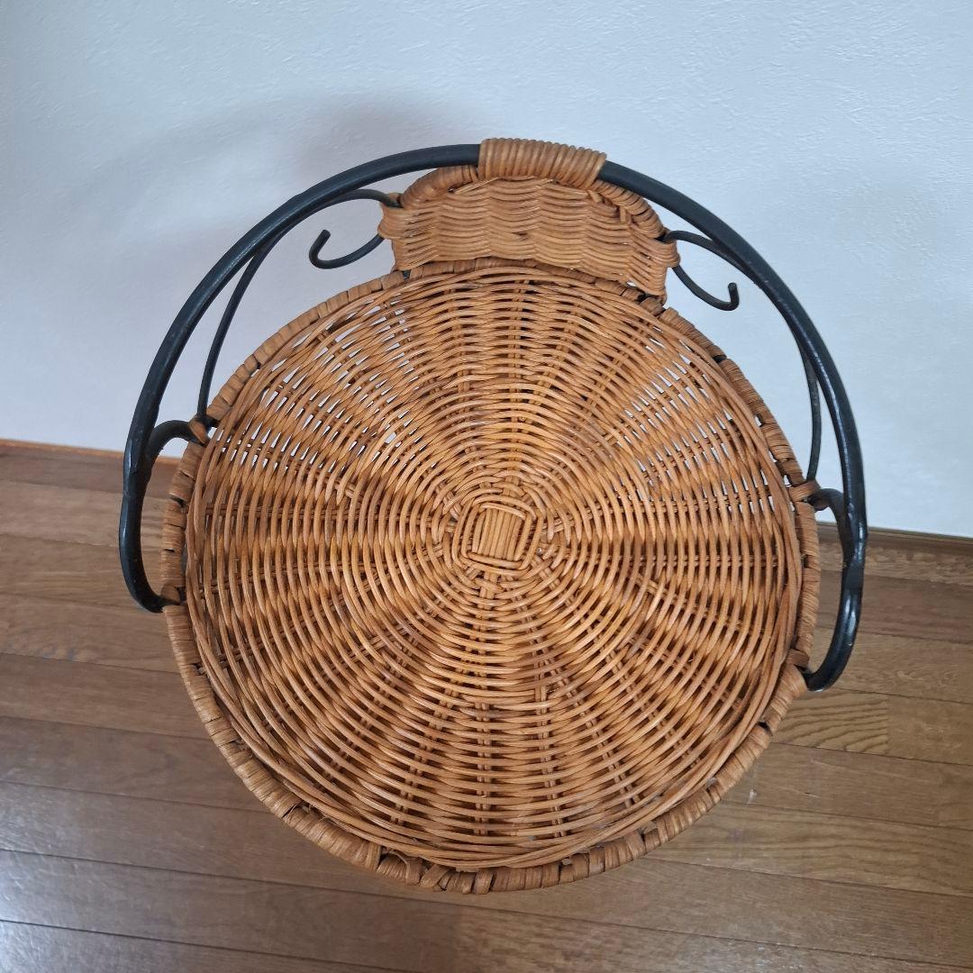 アンティーク調 アイアンフレーム 6段 ラタンラック 飾り棚 花台レトロ