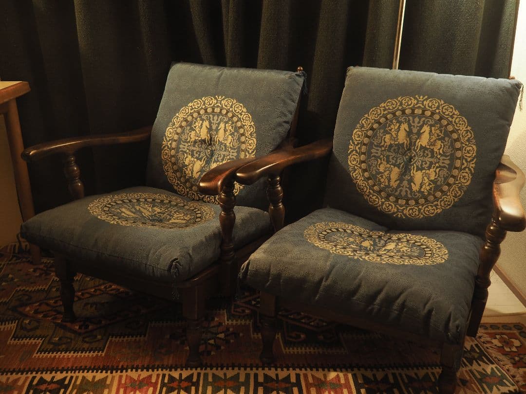 【値引中】“飛騨産業”キツツキアーム1pソファB