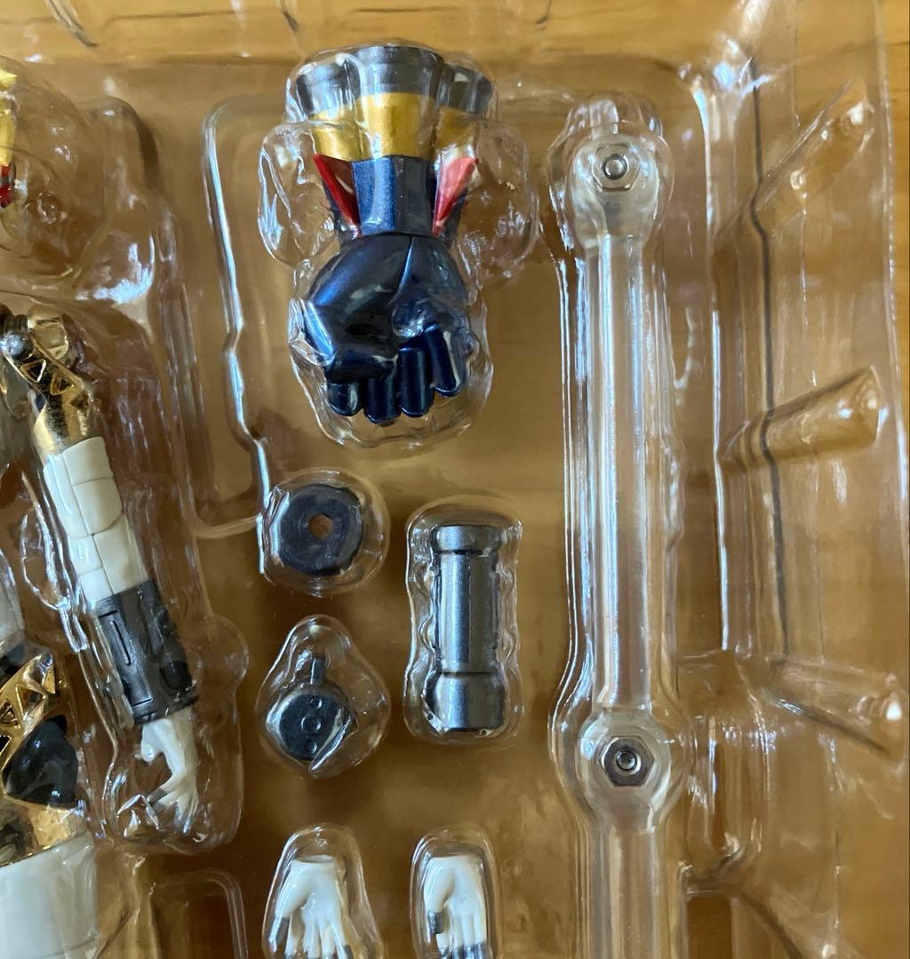 バンダイ　超合金　アイギス