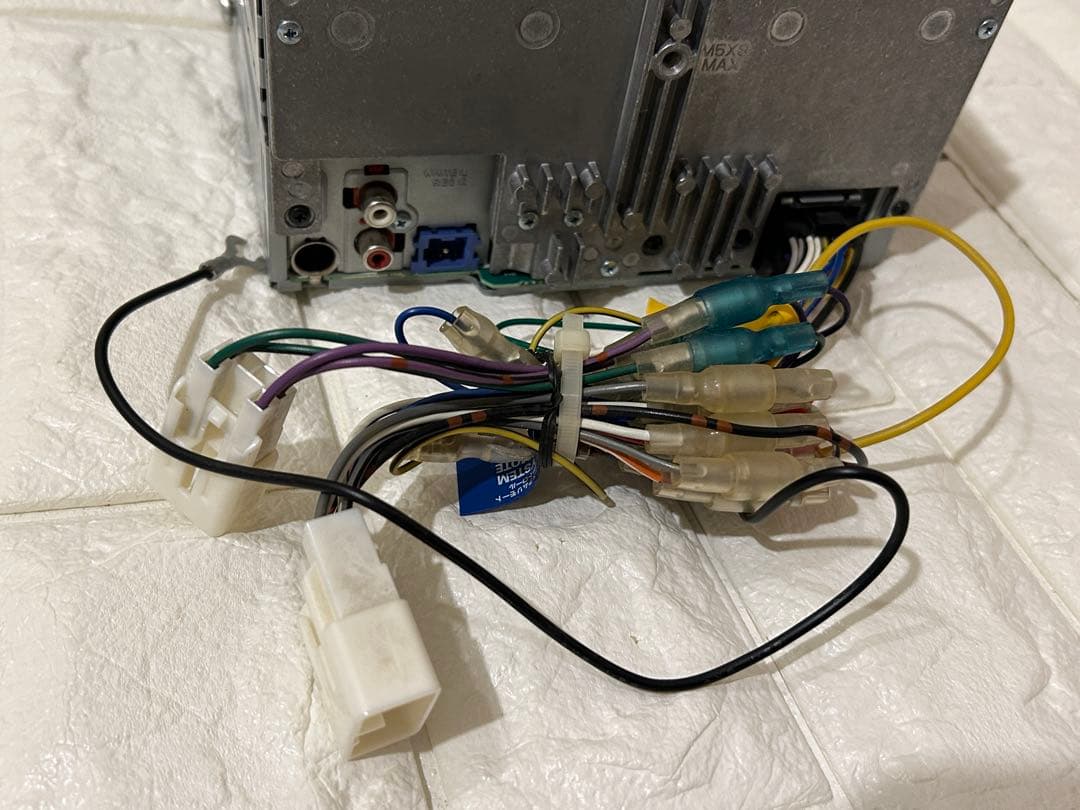 Pioneer FH-P040オーディオプレーヤートヨタダイハツ変換コネクター付