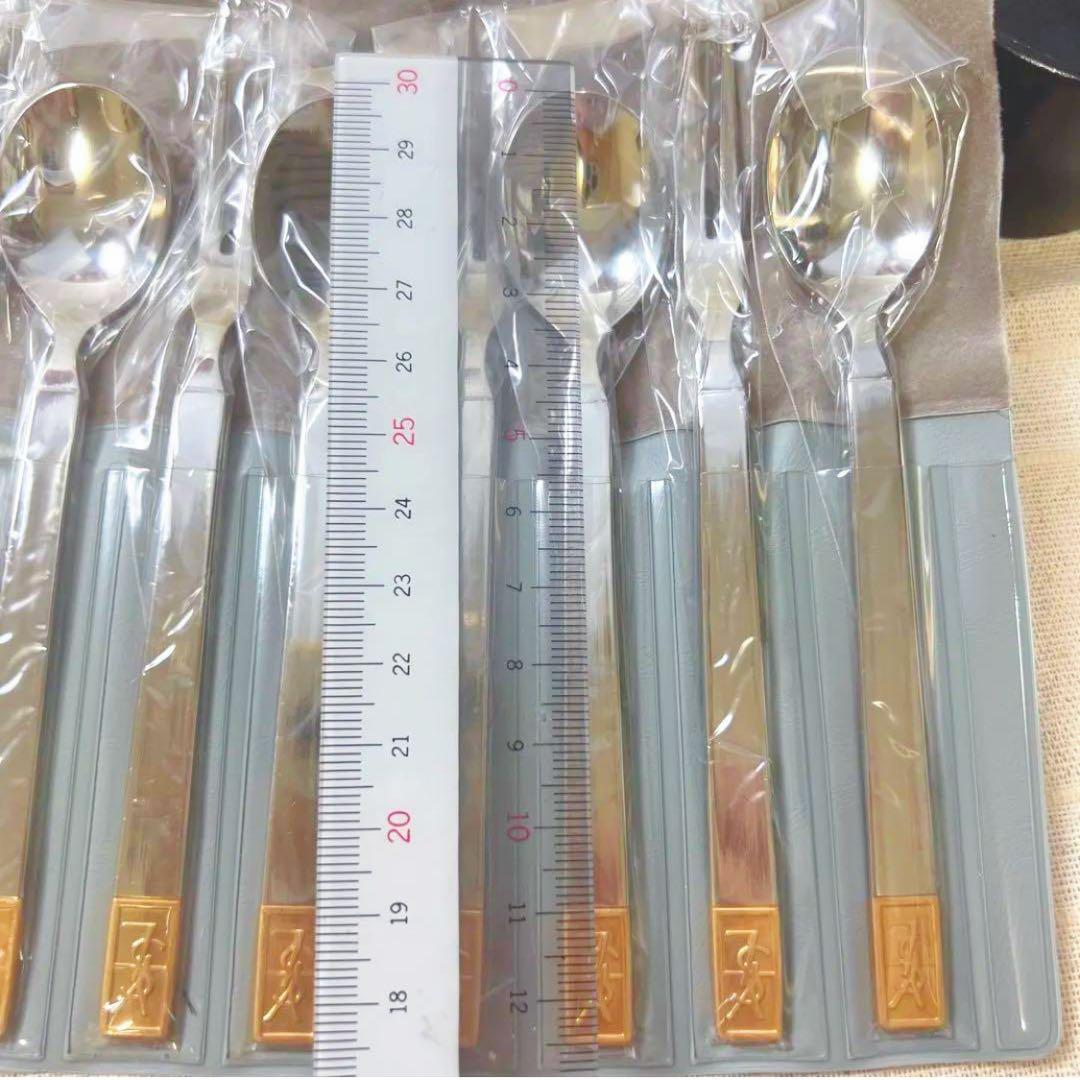 Aki Miya様【新品】専用ケース付き イヴサンローラン カトラリー 10本