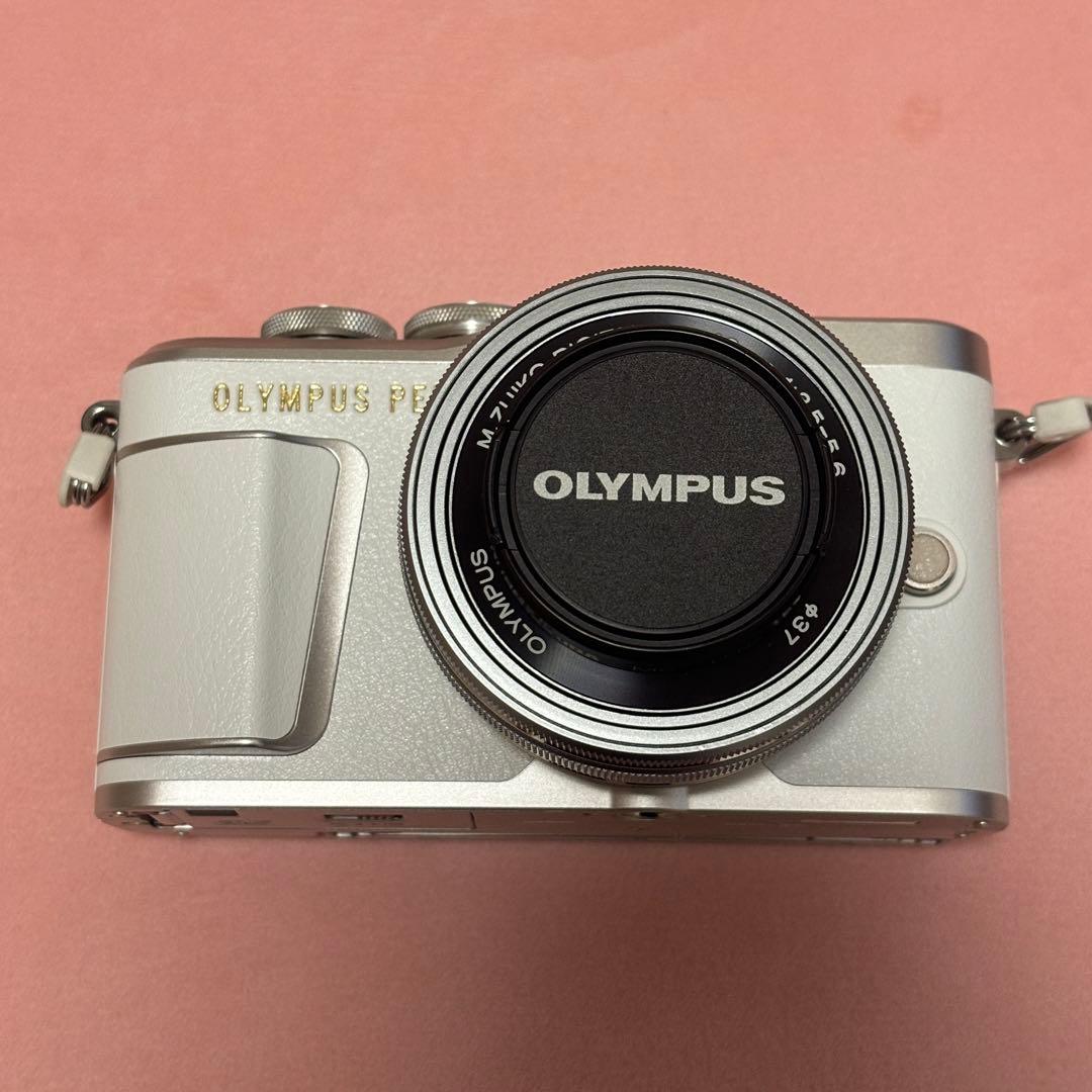 【美品】OLYMPUS PEN E-PL9 ホワイト★ダブルズームキット
