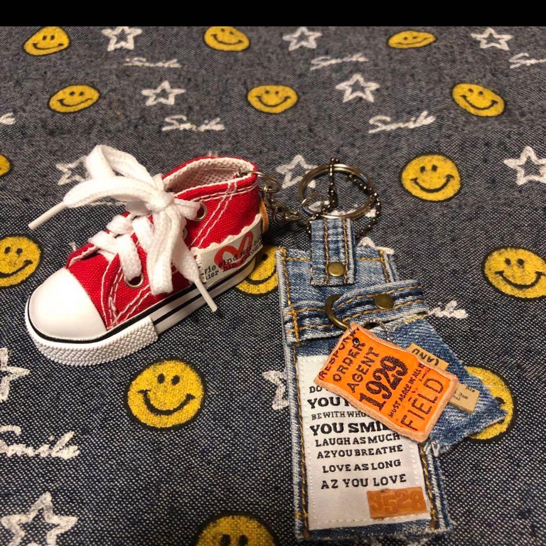 スニーカー　キーホルダー　デニムリメイク　ハンドメイド　S-2
