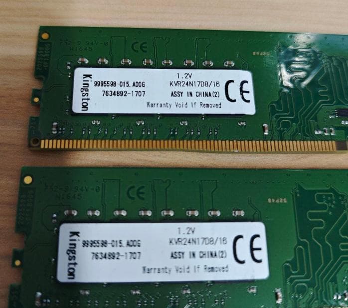Kingston KVR24N17D8/16 16GB DDR4メモリ　2枚