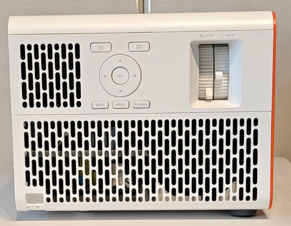 ​【美品・使用約111時間】BenQ X3000i 4Kゲーミングプロジェクター