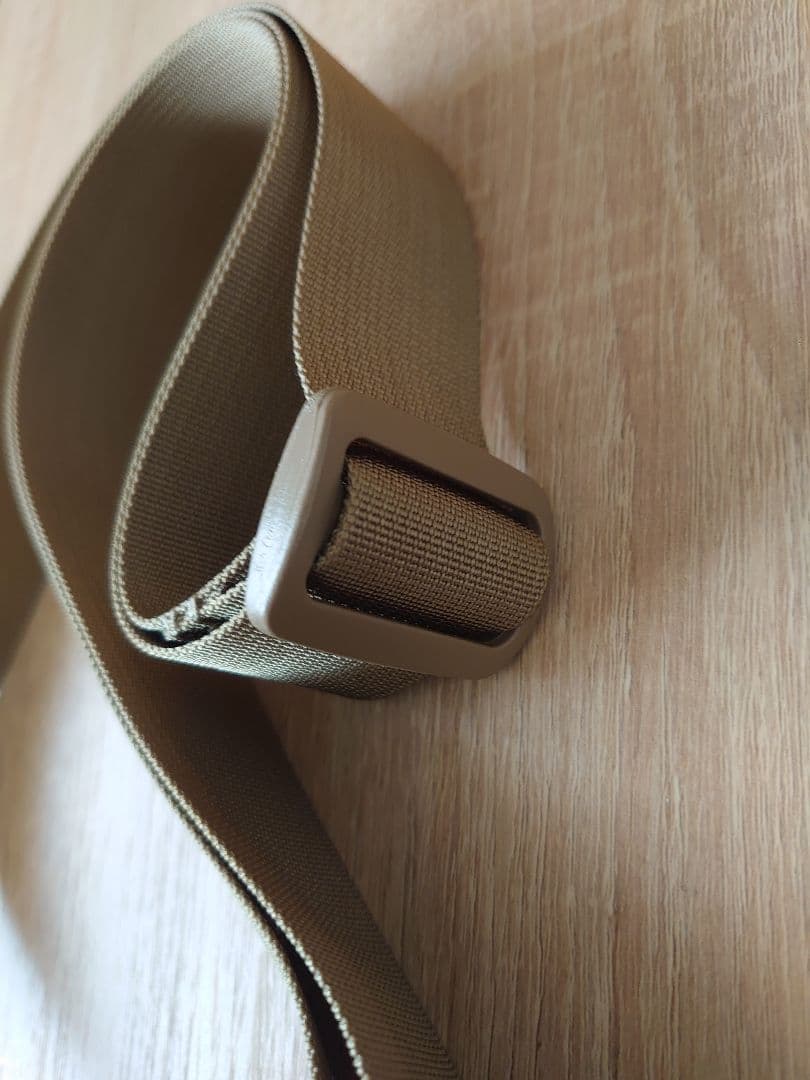 MIS　エムアイエス　ショルダーポーチ　ショルダーバッグ　ショルダー　ポーチ