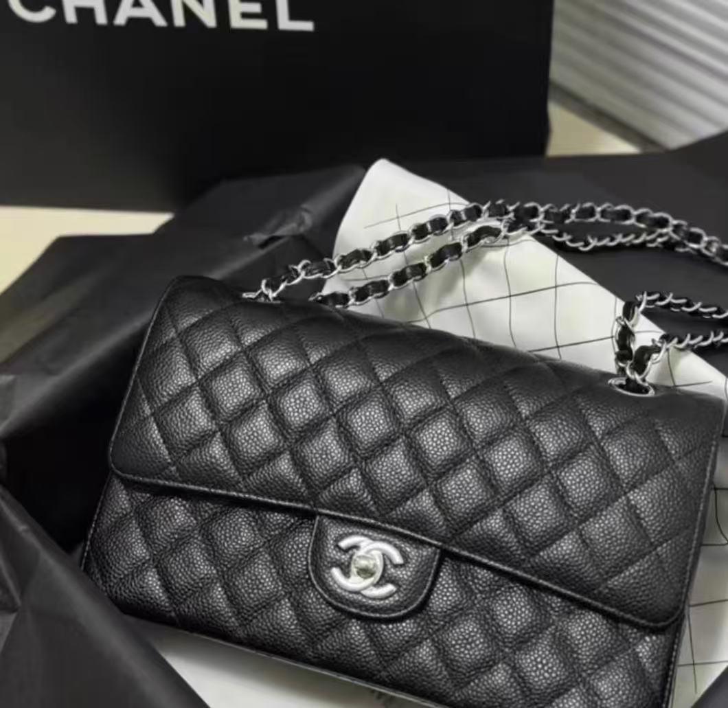 ✨新品✨未使用✨ VIP限定 ブラック キルティングバッグ