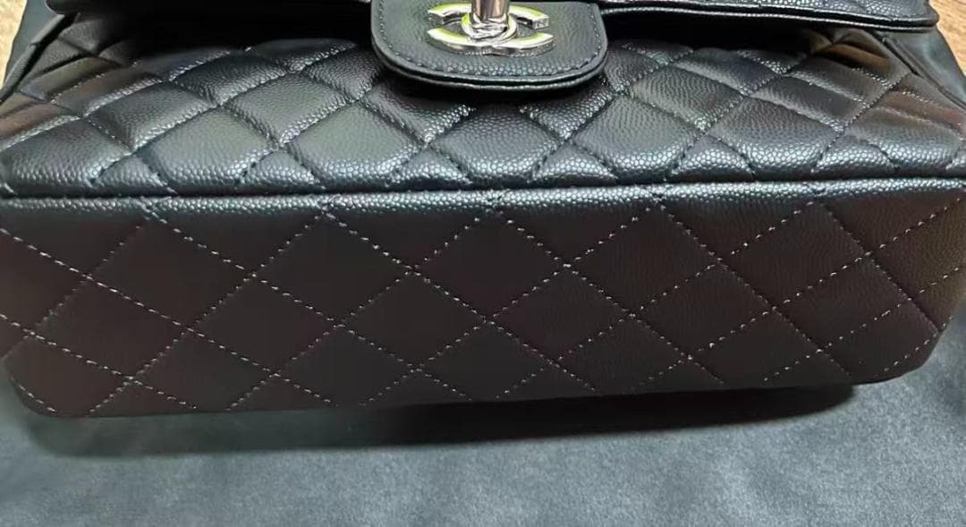 ✨新品✨未使用✨ VIP限定 ブラック キルティングバッグ