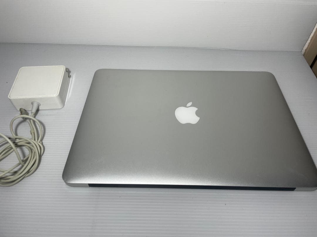 MacBookAir 2017モデル メモリ8GB SSD128GB