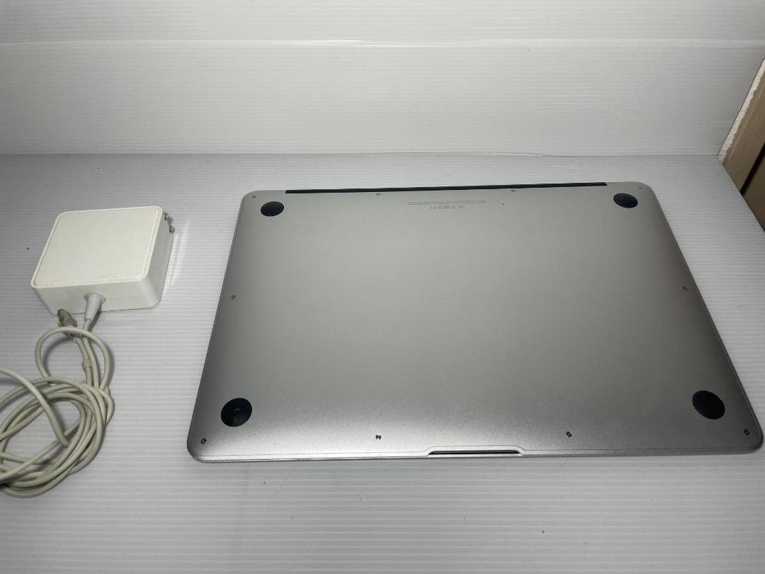 MacBookAir 2017モデル メモリ8GB SSD128GB