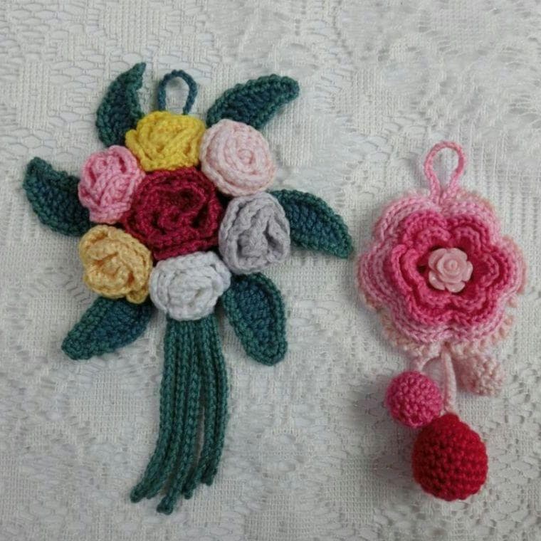 レース編みコサージュ、モチーフ20点　No.08