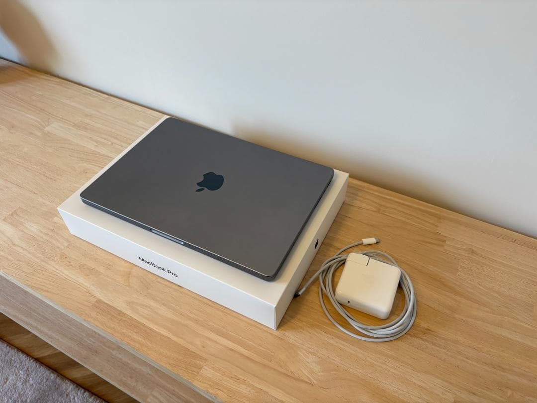 MacBook本体 MacBook Pro 14inch /M1/16GB/ 1TB