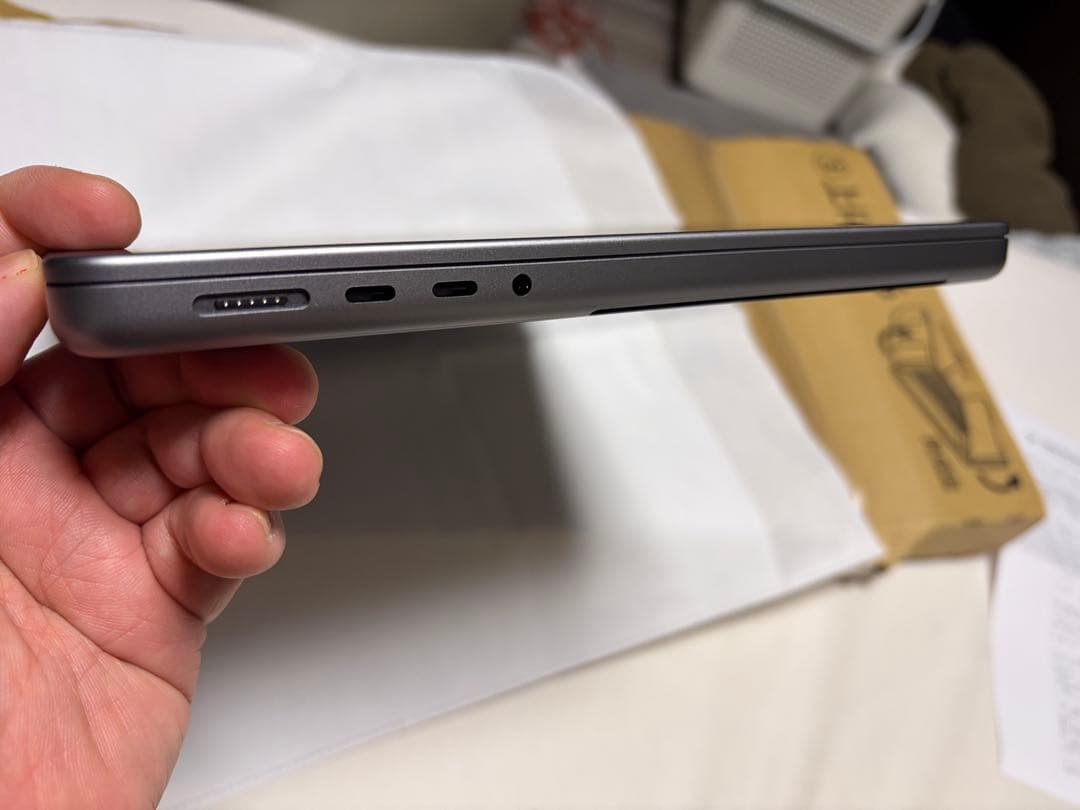 hung　美品MacBookPro14インチ M2pro 16GBスペース