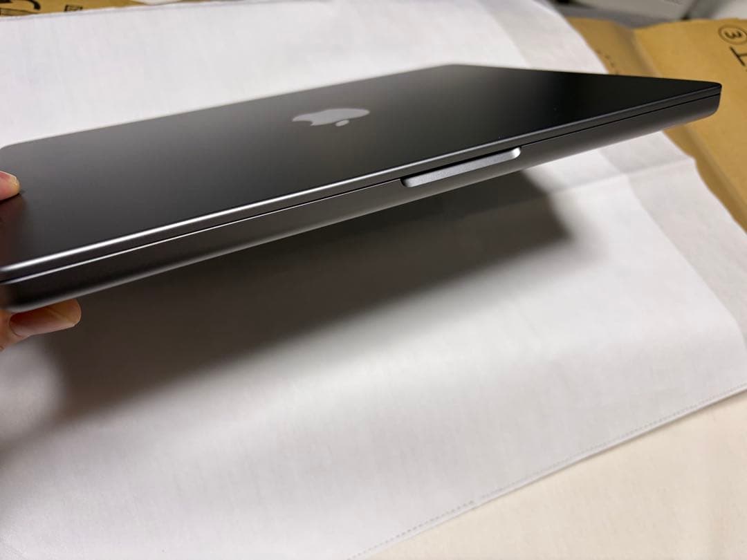 hung　美品MacBookPro14インチ M2pro 16GBスペース