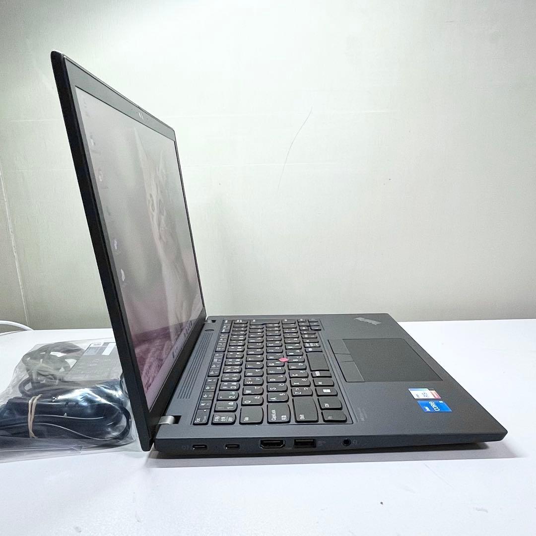 【美品】ThinkPad X13 Gen3 16GB i5 256GB 12世代