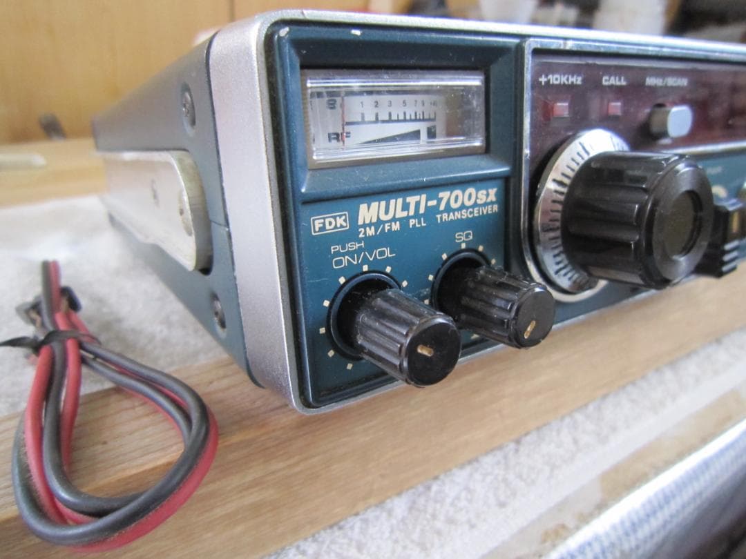 レトロ　FUKUYAMA MULTI-700SX VHF(2M)-FM　ラジオ