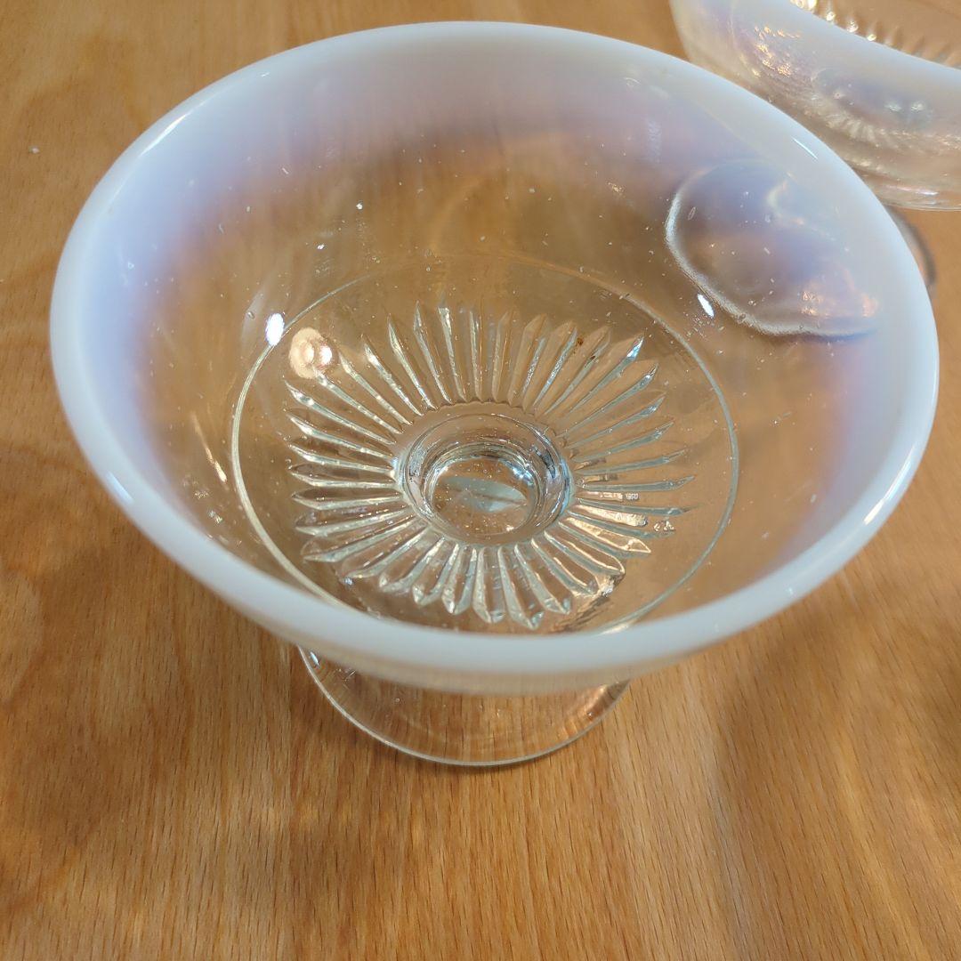 大正氷皿　ガラス製デザートカップ乳白色　 3個骨董