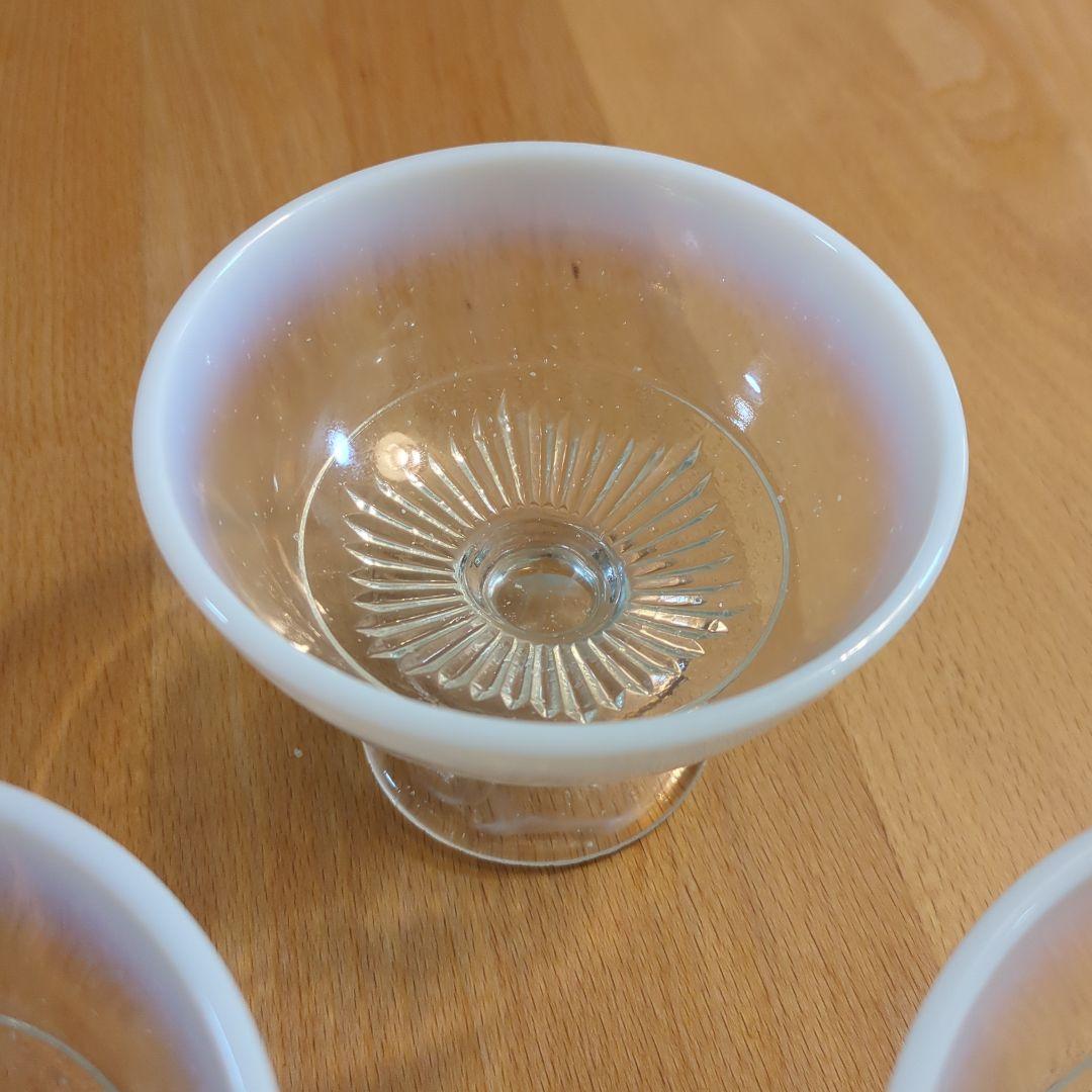 大正氷皿　ガラス製デザートカップ乳白色　 3個骨董