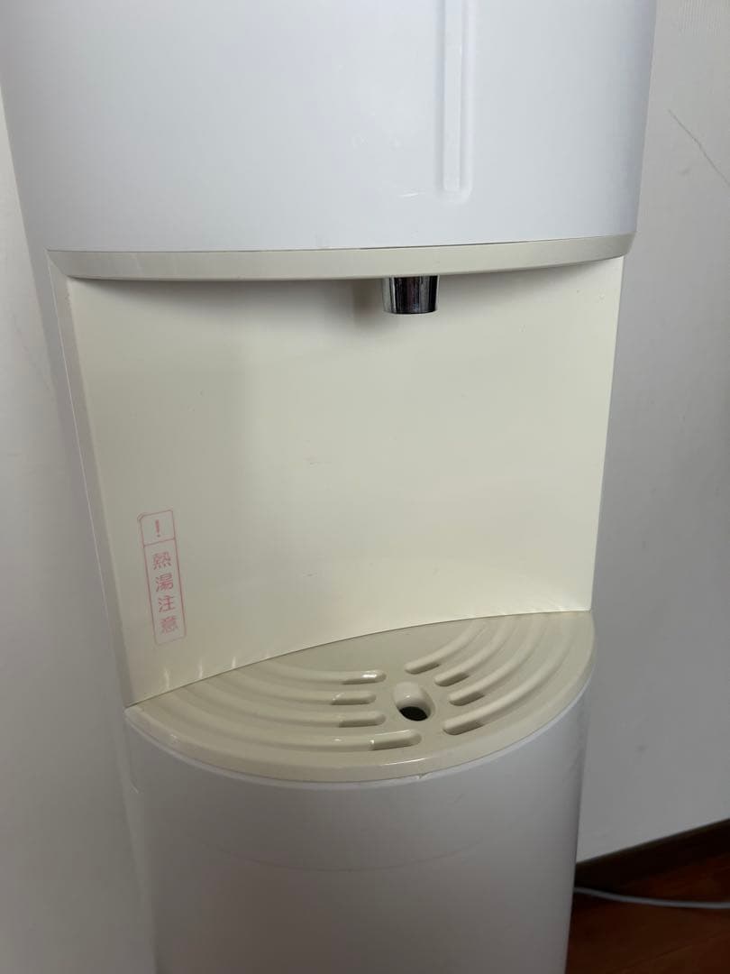 エブリィフレシャス　本体　ウォーターサーバー　カートリッジ３本
