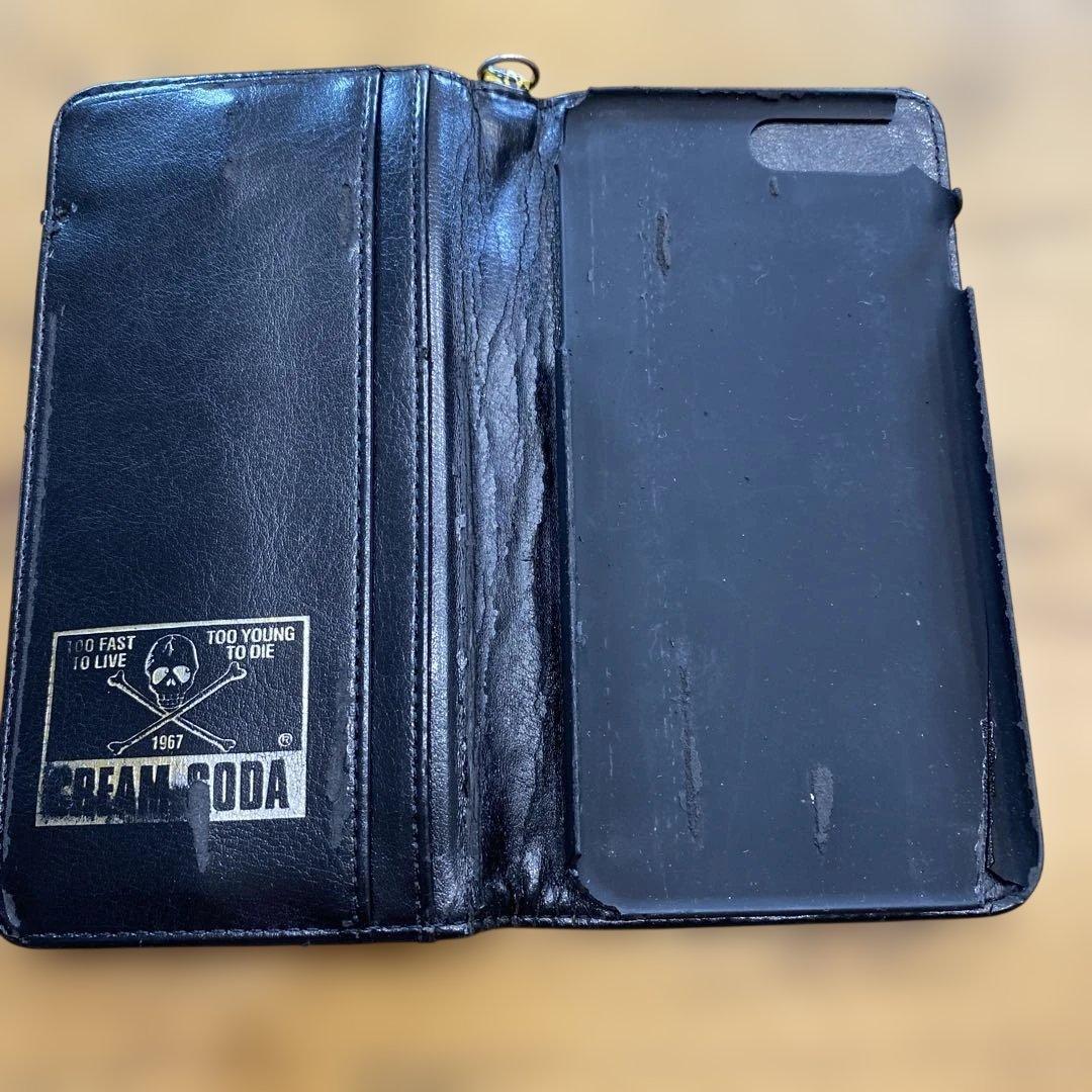 Cream soda iPhoneケース